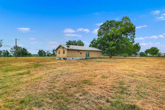 2100 Mathias Ln, House other with 3 bedrooms, 2 bathrooms and 4 parking in Kyle TX | Image 13