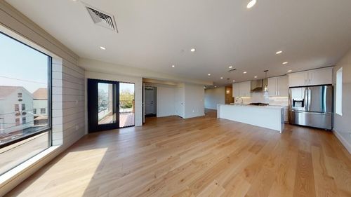 apt-2-41 Gladstone St, Boston, MA, 02128-5272 | Card Image