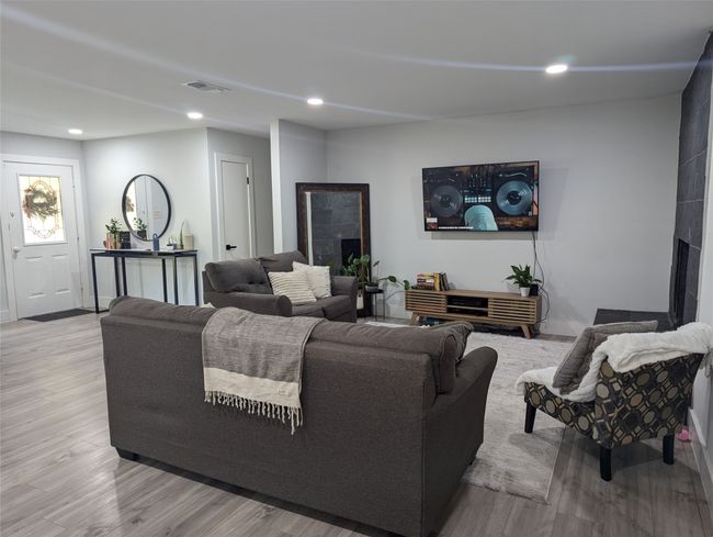 882 Magnolia Ln, House other with 3 bedrooms, 3 bathrooms and null parking in Lancaster TX | Image 11