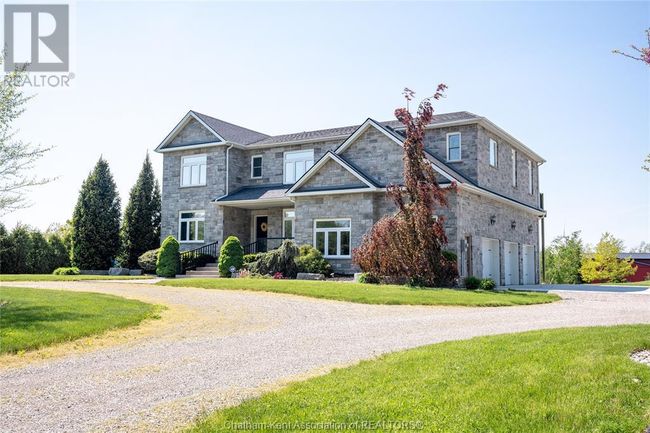8545 Water St, House other with 5 bedrooms, 6 bathrooms and null parking in Cedar Springs ON | Image 4