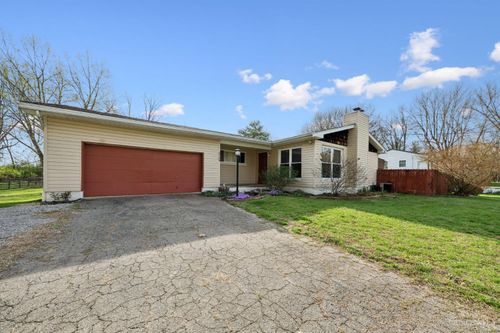 3726 Oakwood Dr, Amelia, OH, 45102-1220 | Card Image