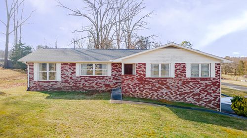 1836 Forest Hill Road, Maryville, TN, 37803 | Card Image