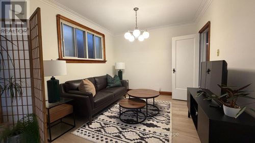 main-510 Whitmore Avenue, Toronto (Briar Hill-Belgravia), ON, M6N1S2 | Card Image