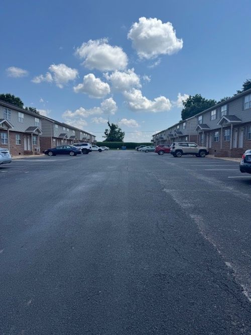 587 Baker Rd, Martin, TN, 38237-4516 | Card Image