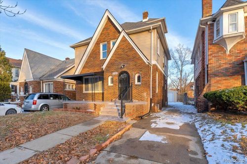 16148 Roselawn St, Detroit, MI, 48221-2958 | Card Image