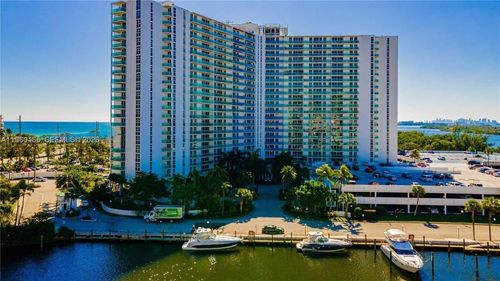 apt-401-100 Bayview Dr, Sunny Isles Beach, FL, 33160-4752 | Card Image