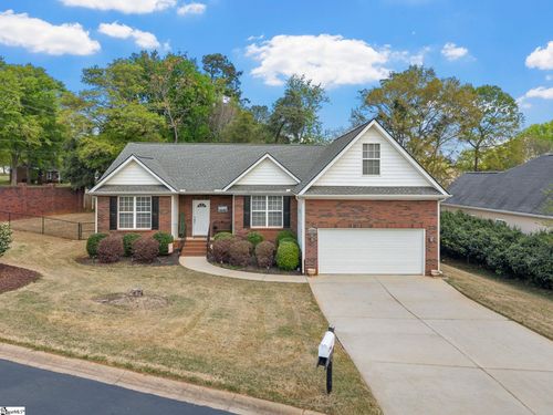 103 Heritage Creek Dr, Boiling Springs, SC, 29316-5417 | Card Image
