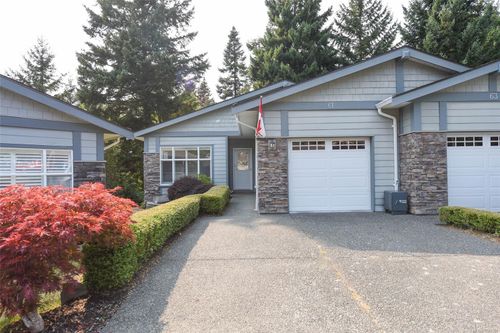 61-2001 Blue Jay Pl, Courtenay, BC, V9N4A8 | Card Image