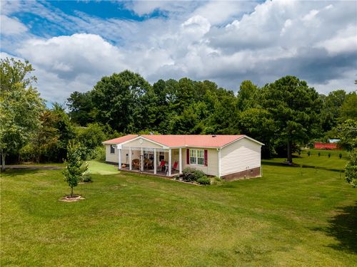 164 Peachtree Ln, Seneca, SC, 29678-6124 | Card Image