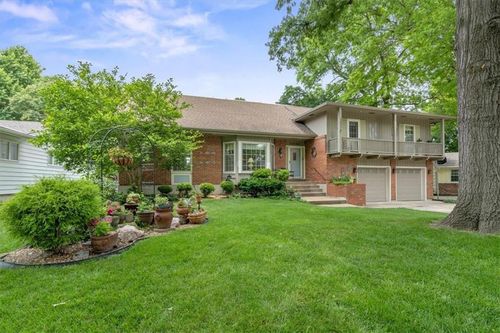 3514 W 47th Pl, Roeland Park, KS, 66205-1509 | Card Image
