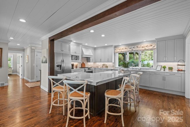 113 - 108 W View Way, House other with 4 bedrooms, 4 bathrooms and null parking in Highlands NC | Image 9