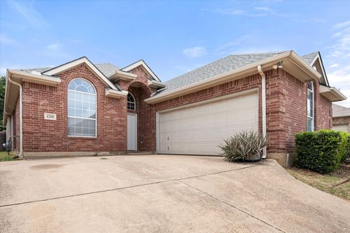 4208 Glen Garden Dr, Arlington, TX, 76016-4822 | Card Image