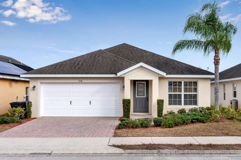 Vizcay Way, Davenport, FL 33837