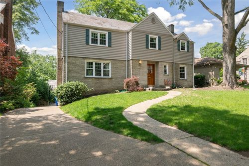 1374 Navahoe Dr, Mt. Lebanon, PA, 15228-1602 | Card Image