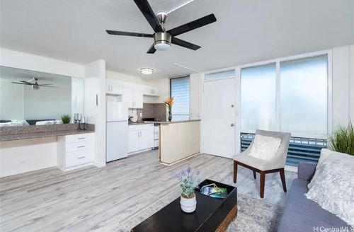 304-2328 Seaview Ave, Honolulu, HI, 96822-2483 | Card Image