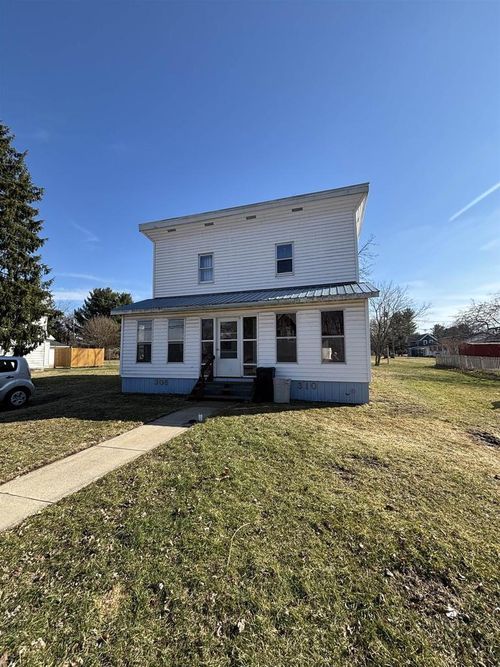 308-310 W Madison St, Spring Green, WI, 53588-9212 | Card Image