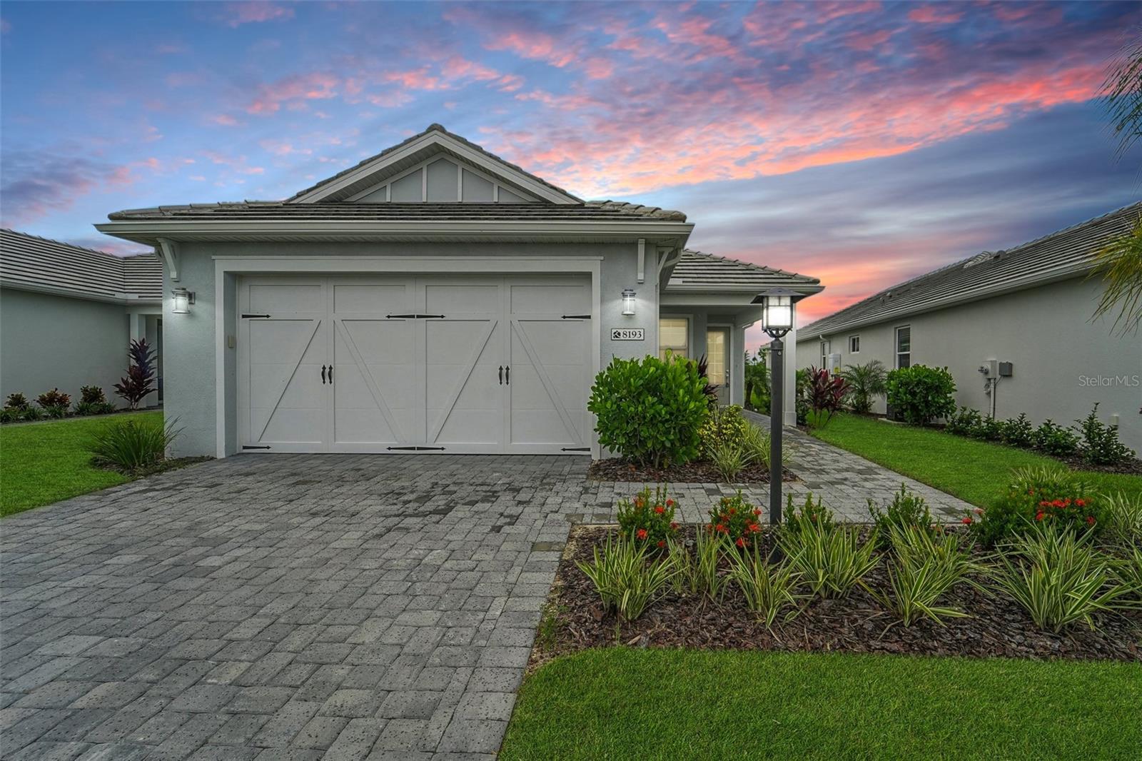 Sternway Rd, Sarasota, FL 34240
