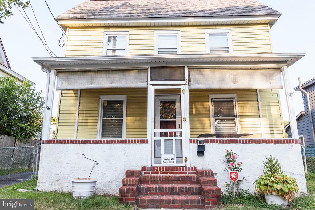 Chestnut St, Paulsboro, NJ 08066