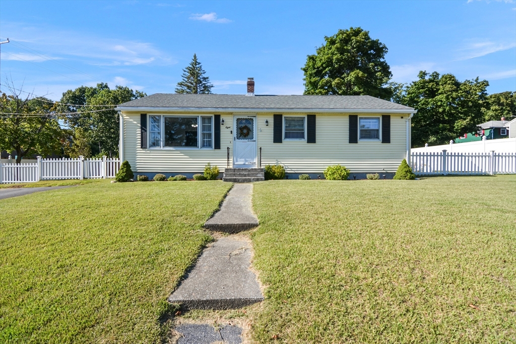 Dartmouth St, Fitchburg, MA 01420