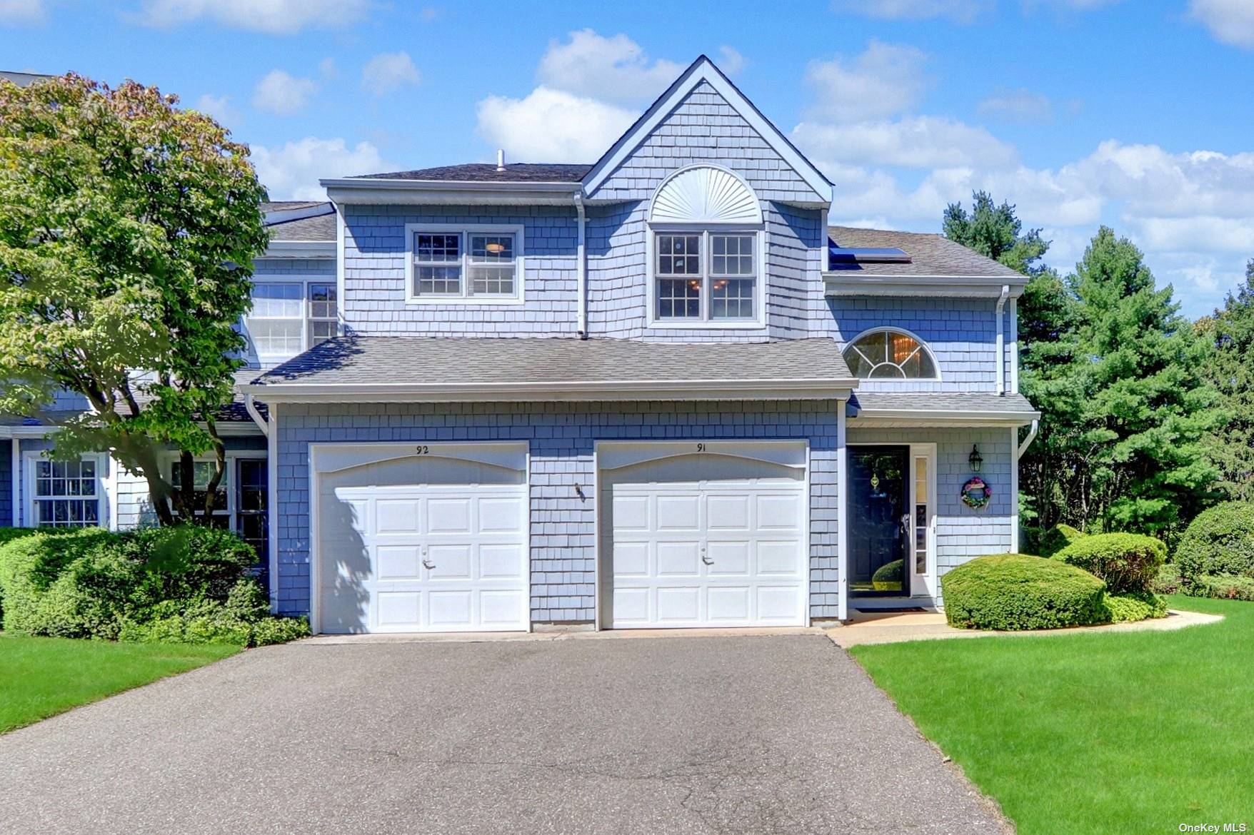 Lakebridge Dr, Kings Park, NY 11754
