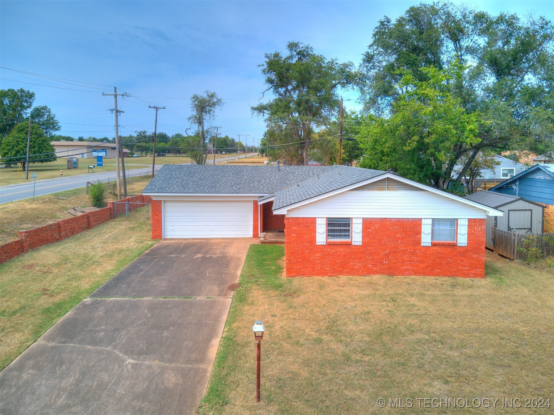 Angus Dr, Sand Springs, OK 74063