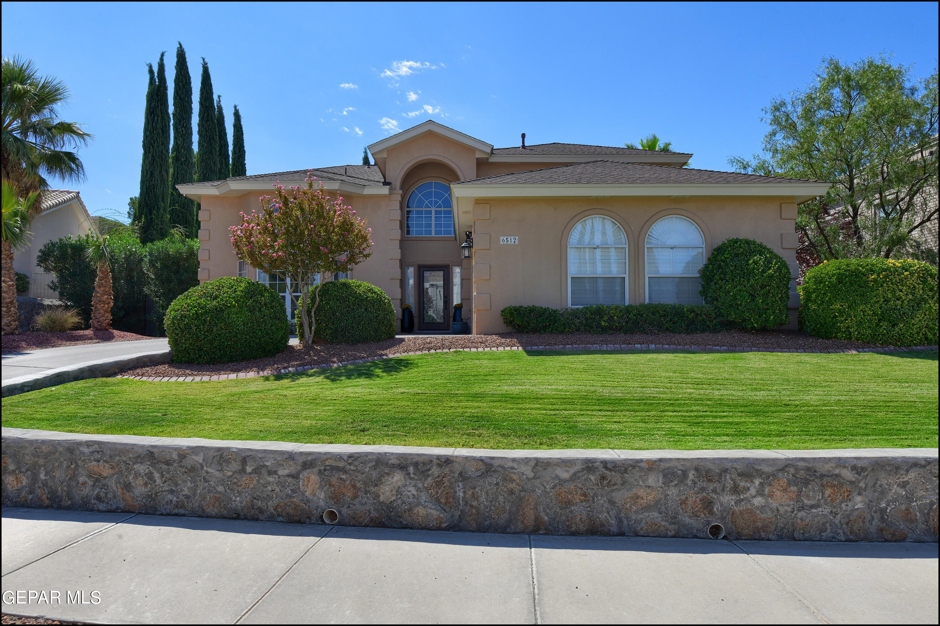 Royal Ridge Dr, El Paso, TX 79912