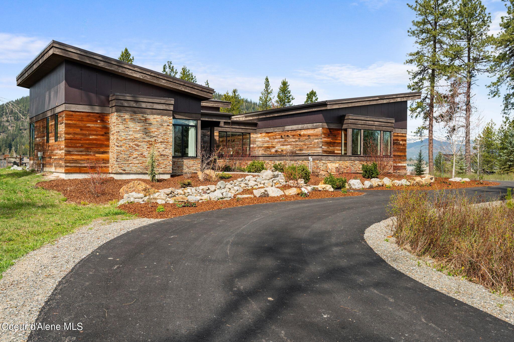 Lariat Ct, Sagle, ID 83860