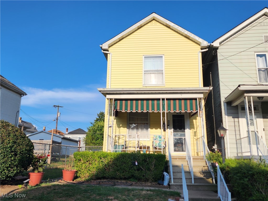 Henry Ave, Steubenville, OH 43952