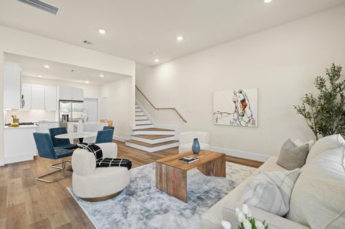 5622 Bertellis Ln, Houston, TX, 77091-4726 | Card Image