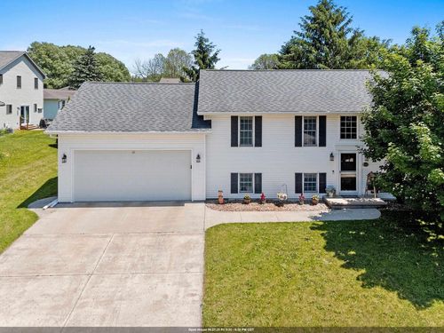 1504 Orchard Drive, KAUKAUNA, WI, 54130 | Card Image