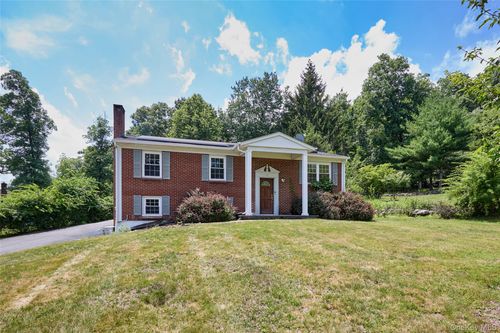 43 Sunset Terrace, Woodbury, NY, 10930 | Card Image