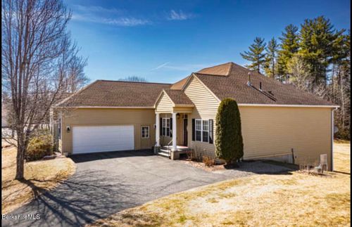 185 Pine Cone Ln, Hinsdale, MA, 01235-9434 | Card Image