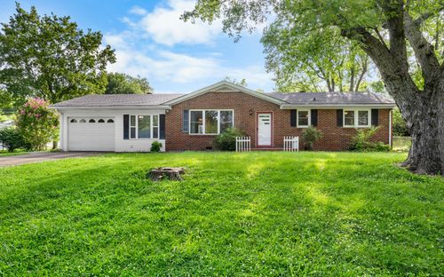 19 Garth Dr, Clarksville, TN, 37040-6558 | Card Image