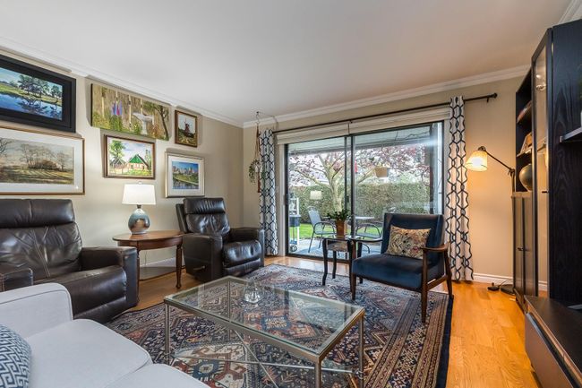 58 - 32959 George Ferguson Way, Townhouse with 2 bedrooms, 1 bathrooms and 1 parking in Abbotsford BC | Image 2