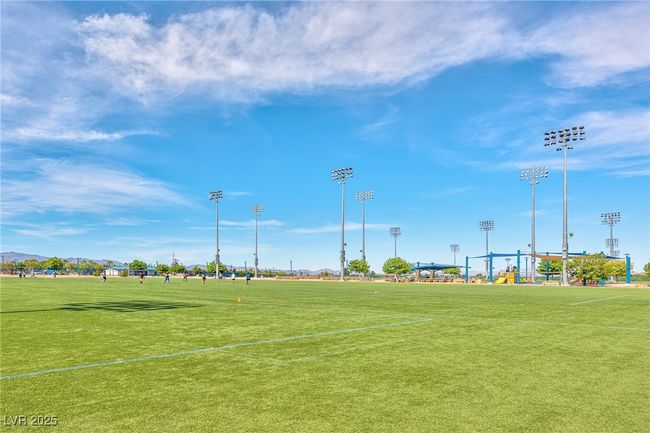 UNIT-201 - 8004 Cetus Cir, Condo with 3 bedrooms, 2 bathrooms and null parking in Las Vegas NV | Image 16