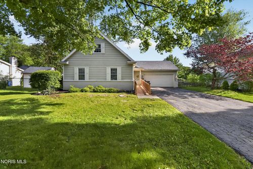 4962 Lynbridge Ln, Toledo, OH, 43614-2039 | Card Image