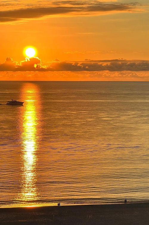 apt-604-5420 N Ocean Dr, Riviera Beach, FL, 33404-2544 | Card Image