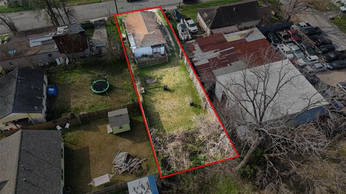 1213 Boswell St, Houston, TX, 77009-5804 | Card Image