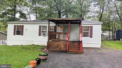 7814 Dougherty Drive, House other with 3 bedrooms, 2 bathrooms and null parking in East Stroudsburg PA | Image 1