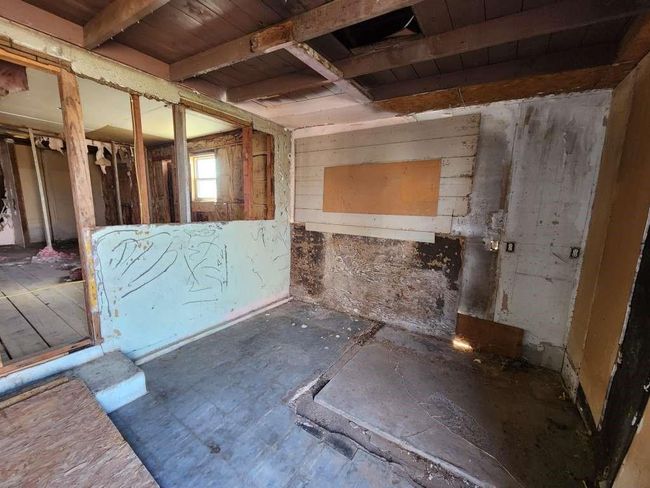 512 N Avenue A, House other with 0 bedrooms, 0 bathrooms and null parking in Grandfalls TX | Image 4