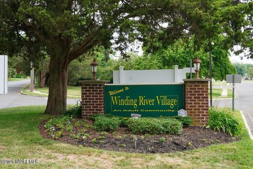 5 River Edge Dr, Jackson, NJ, 08527-1381 | Card Image