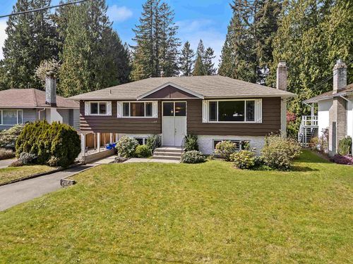 1189 Edgewood Place, North Vancouver, BC, V7R1Z1 | Card Image