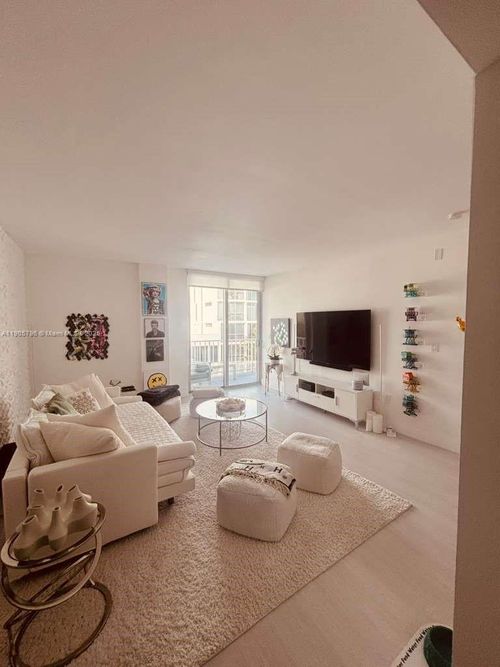 apt-608-2829 Indian Creek Dr, Miami Beach, FL, 33140-4729 | Card Image