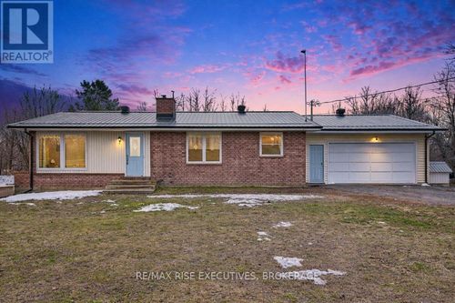 715 Hanna Rd, Maberly, ON, K0H2B0 | Card Image