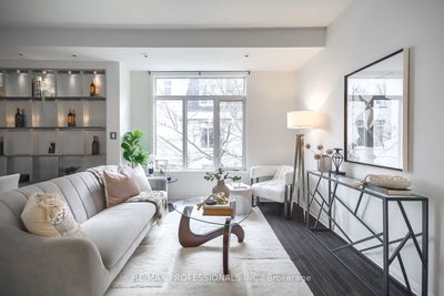 228 - 30 Stadium Rd, Condo with 2 bedrooms, 3 bathrooms and 1 parking in Toronto ON | Image 3