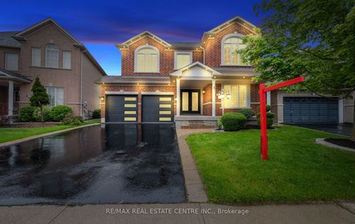 50 Amboise Cres, Brampton, ON, L7A3H2 | Card Image