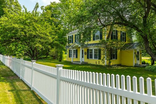 100 Pomfret Rd, Woodstock, VT, 05091-8025 | Card Image