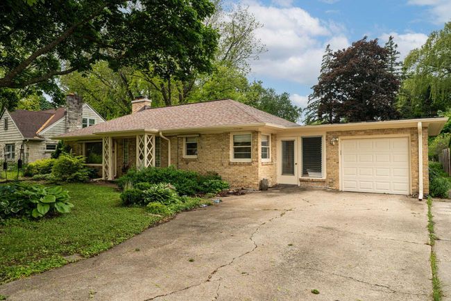 8083 N 37th Street, House other with 3 bedrooms, 2 bathrooms and null parking in Brown Deer WI | Image 11