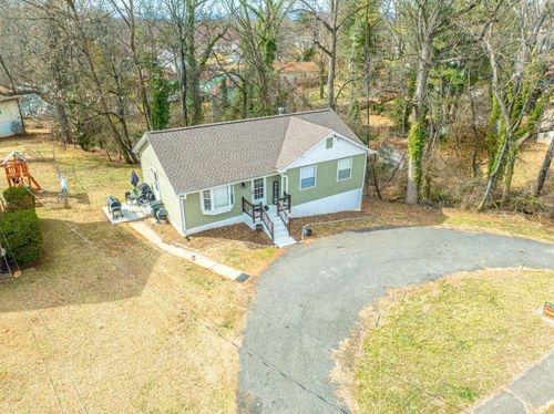 1117 Long Meadows Dr, Lynchburg, VA, 24502-5205 | Card Image