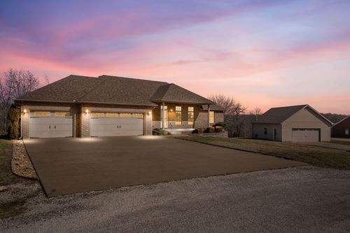 19419 Stone Meadow Trl, Warsaw, MO, 65355-5973 | Card Image